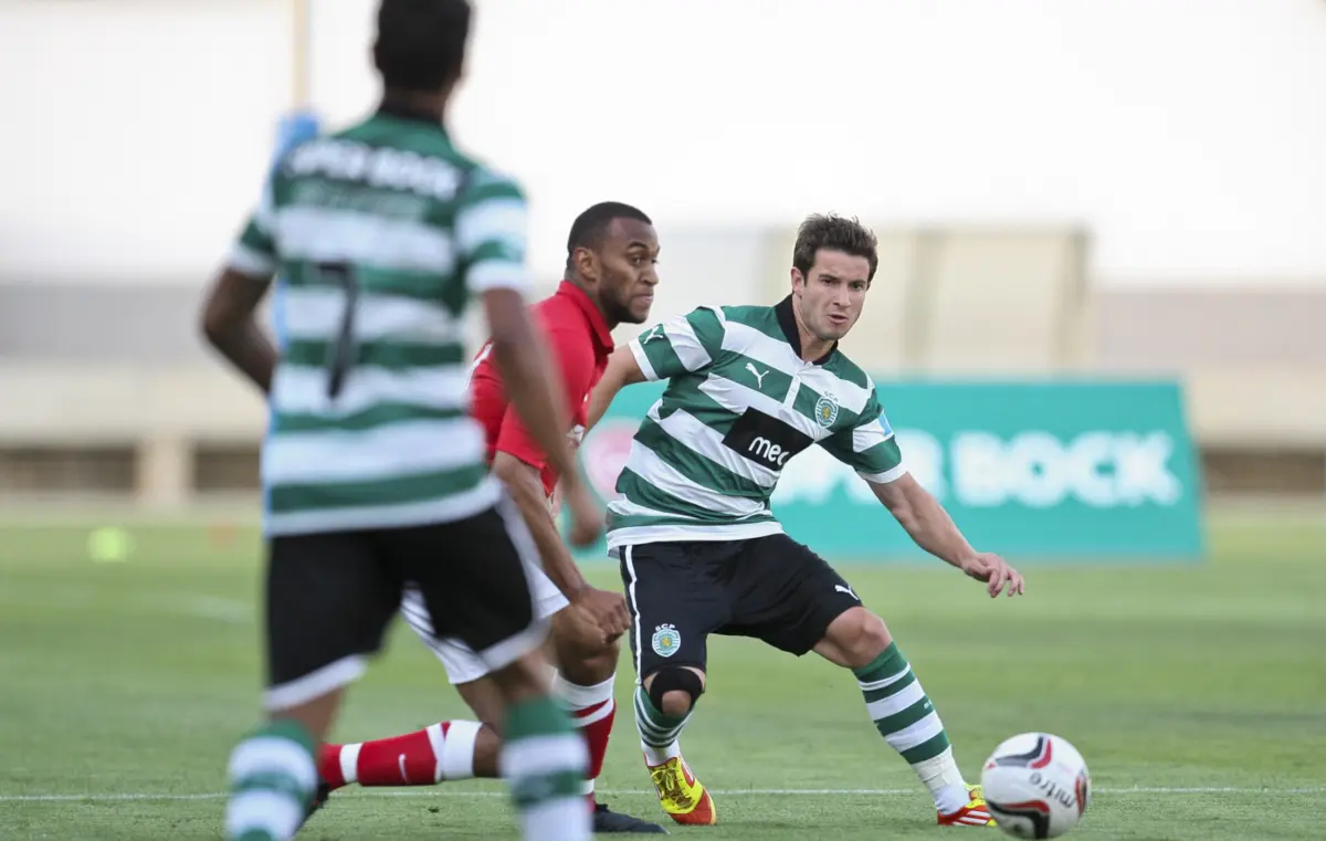 Imagem de contexto do artigo Pereirinha recorda eliminatória com o City e episódio com Varandas: "Acabei o jogo com o ombro meio amarrado"