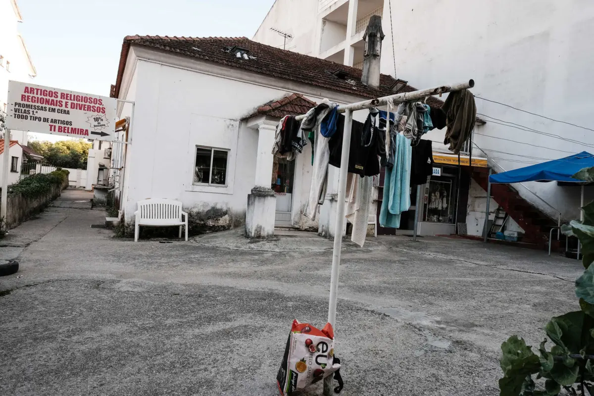 Para o autarca, as condições em que vivem os imigrantes podem potenciar conflitos