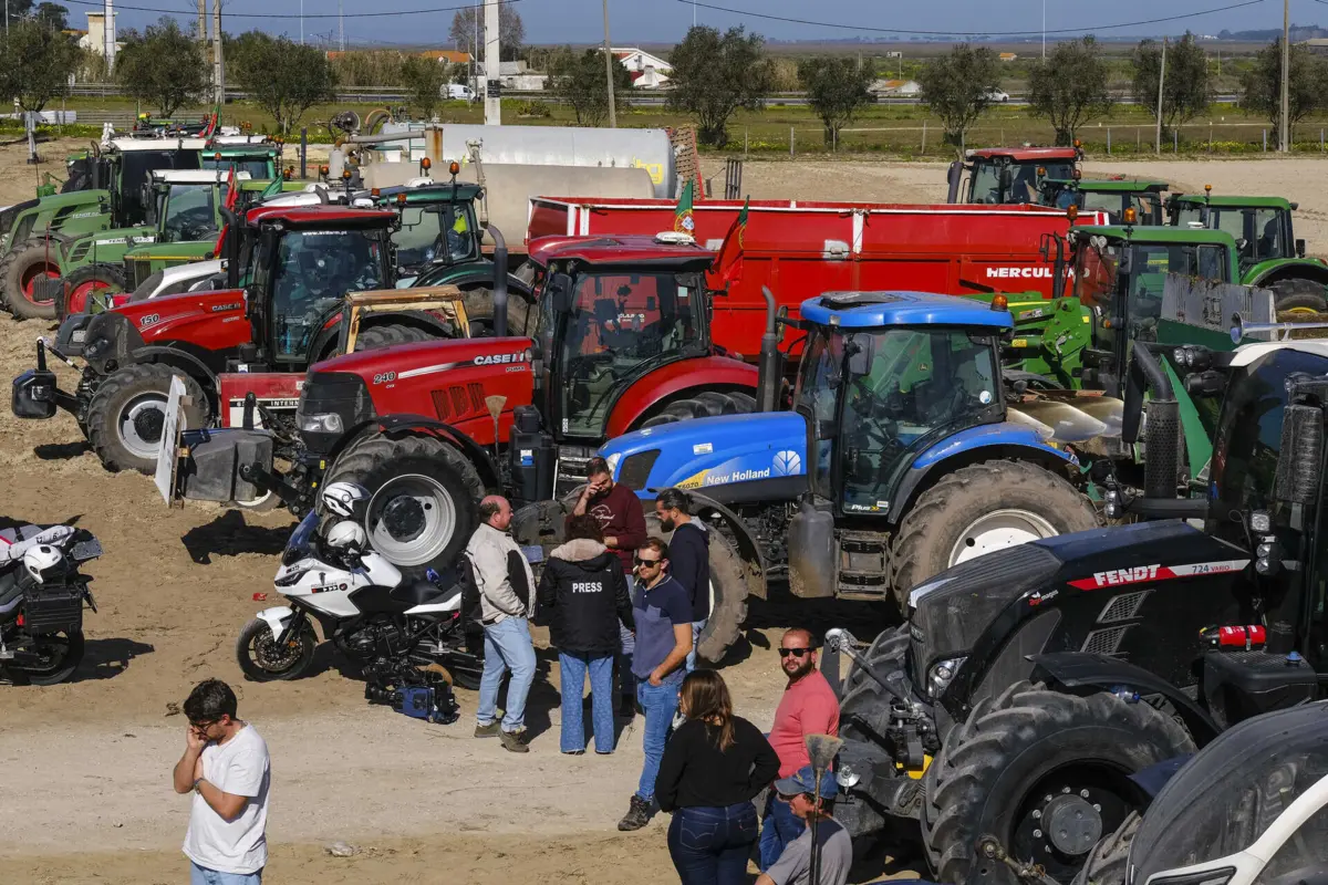 Nesta altura está em curso um protesto dos agricultores do Norte do país