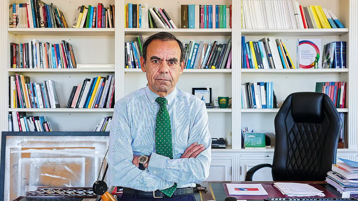 Morasis Morais Sarmento demite-se da presidência da FLAD - TSF