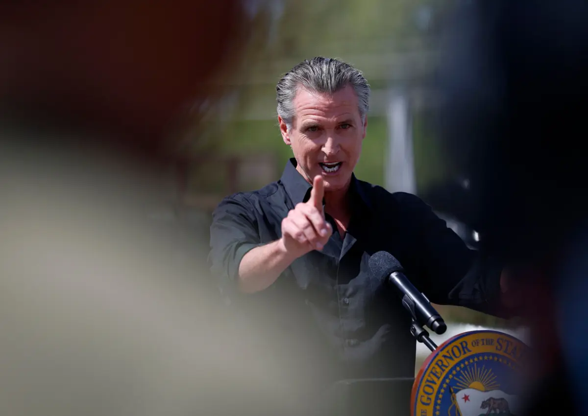 O governador da Califórnia, o democrata Gavin Newsom
