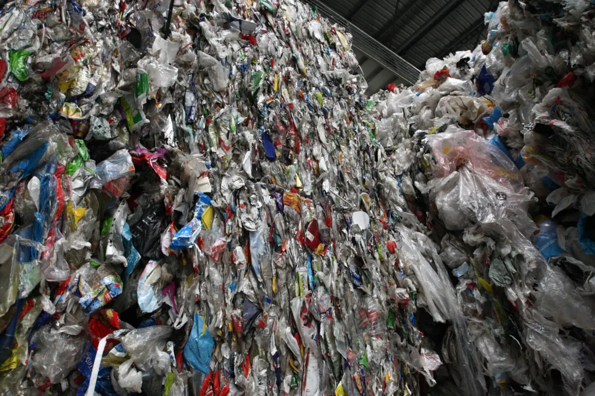 Imagem de contexto do artigo Dois novos incineradores entre as propostas para responder à falta de espaço nos aterros