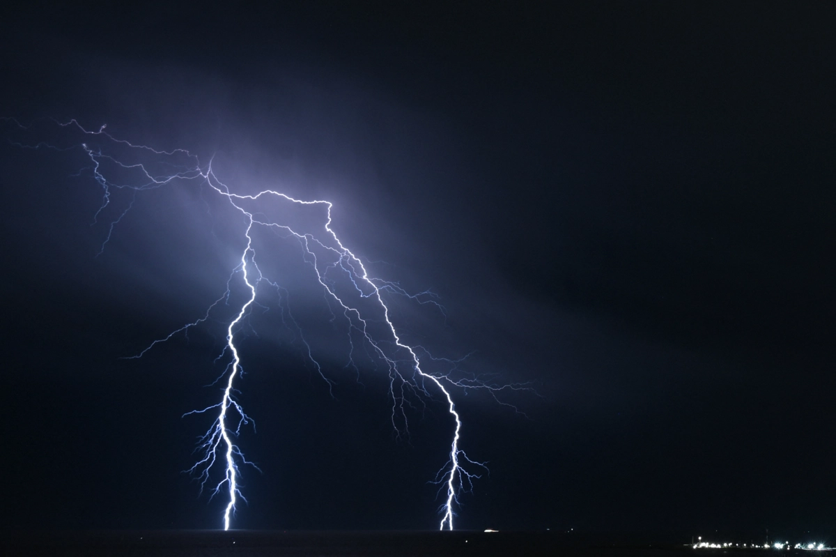 Imagem de contexto do artigo Mais de 30 mil descargas elétricas registadas nas últimas 24 horas em Portugal