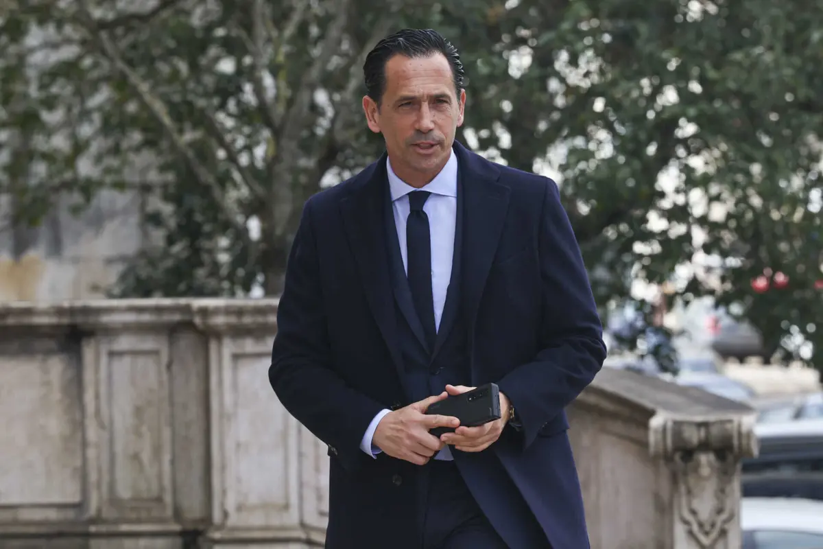 Imagem de contexto do artigo Posse de Pedro Proença adiada para 24 de fevereiro face à morte de Pinto da Costa