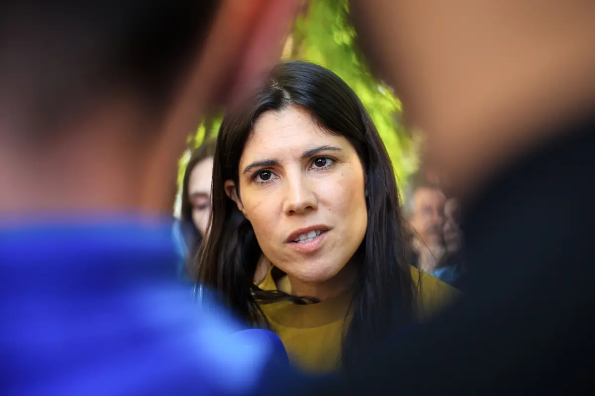 Imagem de contexto do artigo Mortágua avisa que “em cada distrito” decide-se um deputado do BE ou do Chega e da IL