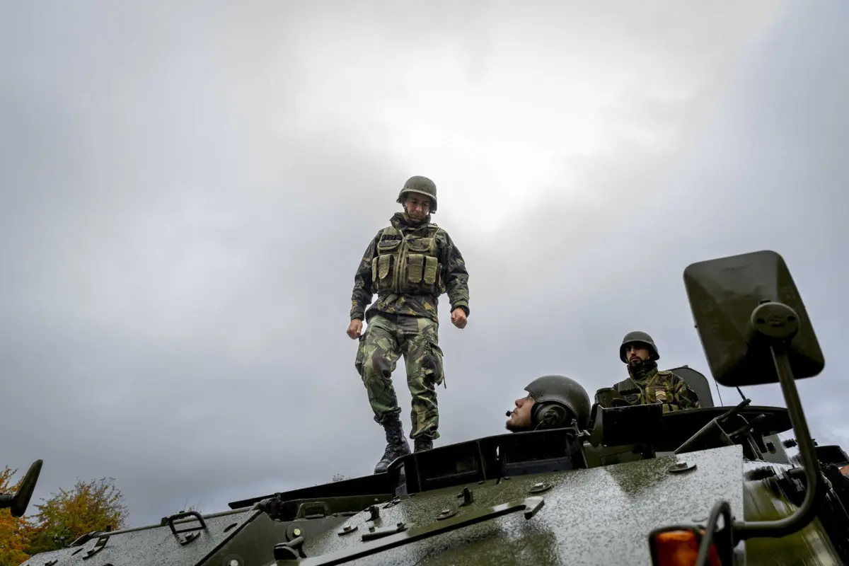 Os especialistas defendem um debate aberto a toda a sociedade sobre o tema