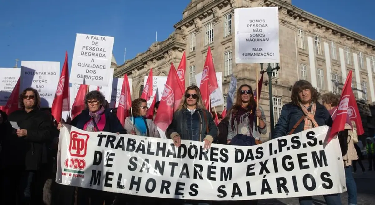 Imagem de contexto do artigo Trabalhadores das IPSS em greve lutam por novo contrato coletivo de trabalho