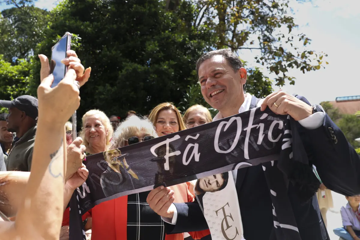 Imagem de contexto do artigo Montenegro insiste que não teve ligação à Spinumviva desde que é presidente do PSD