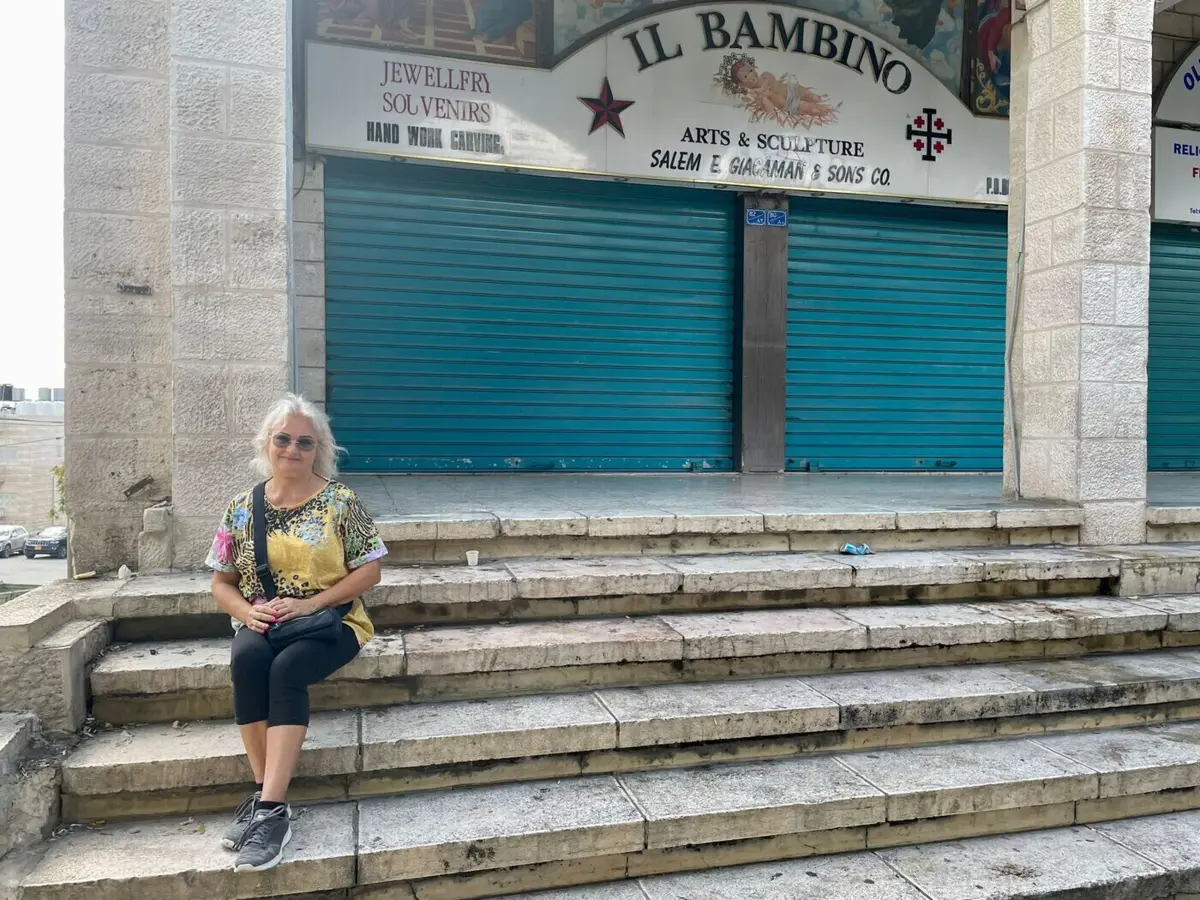 Gabriela, a professora romena que se apaixonou por um palestiniano cristão estudante de Medicina e vive há 35 anos em Belém