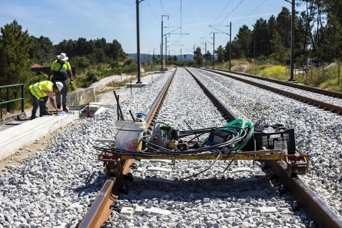 A Linha do Algarve liga as estações ferroviárias de Vila Real de Santo António a Lagos