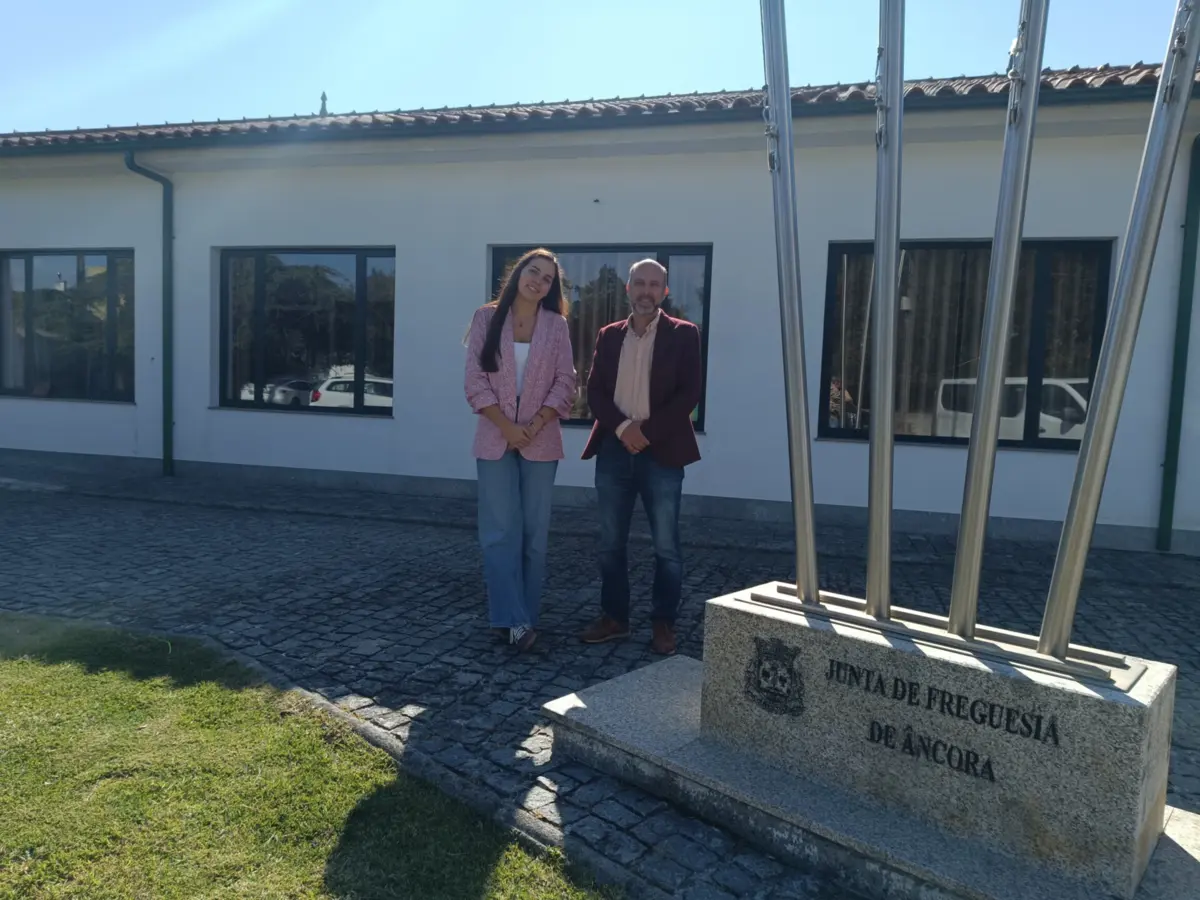 Carolina Pereira, da lista OCP, e Peter Martins, que foi reeleito presidente da Junta de Freguesia de Âncora