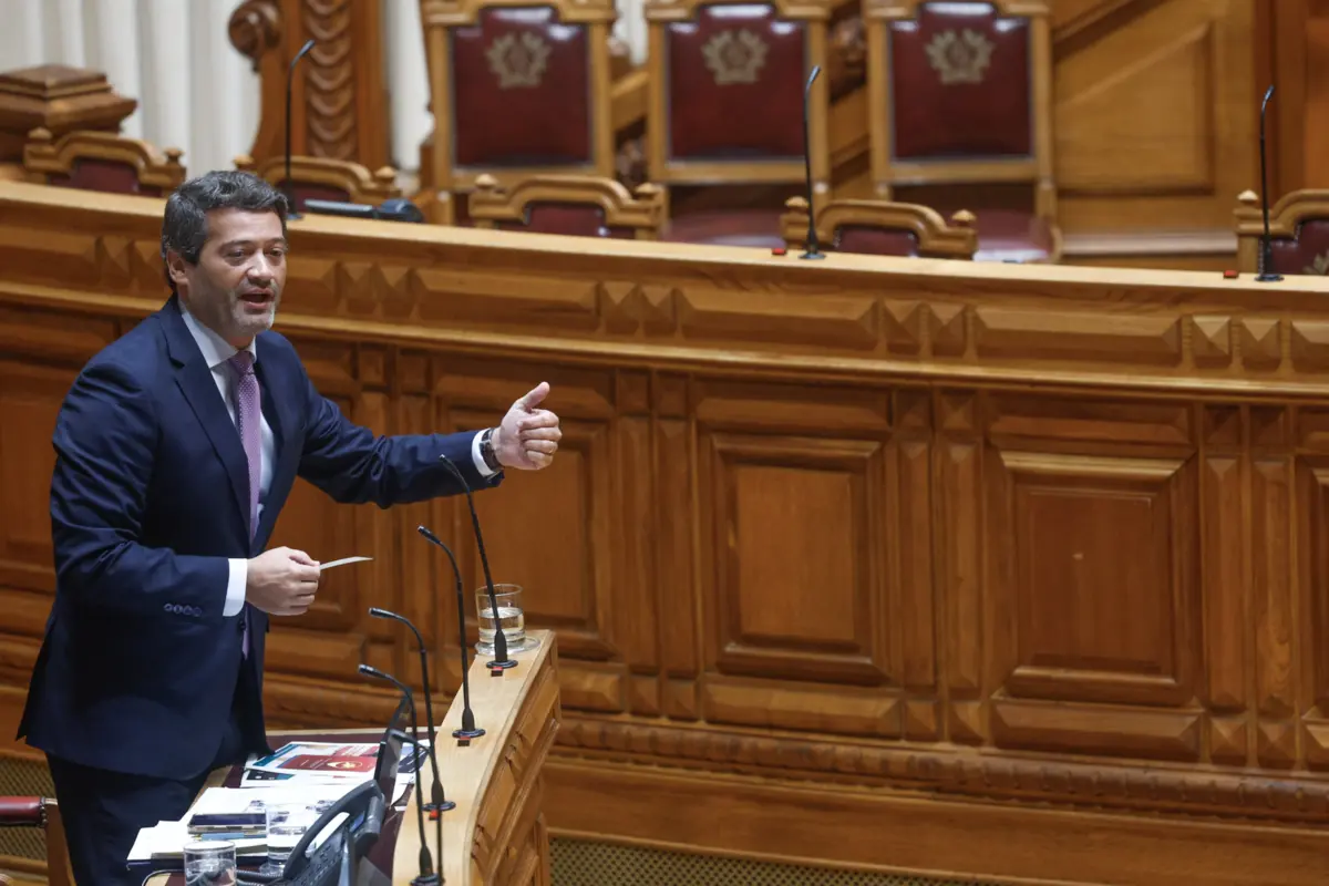 André Ventura citou nomes de alunos menores no Parlamento