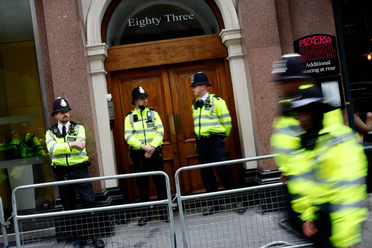 Imagem de contexto do artigo Num raro discurso público, diretor dos serviços secretos britânicos alerta para ameaças russas e iranianas