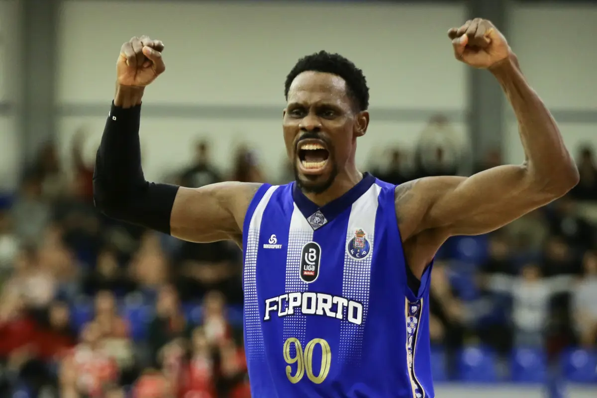 Imagem de contexto do artigo FC Porto derrota Benfica e conquista a Taça de Portugal de basquetebol masculino