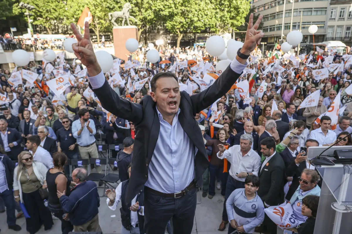 Imagem de contexto do artigo Sondagem diária: AD deixa PS a sete pontos, Chega dispara, IL e Livre empatados