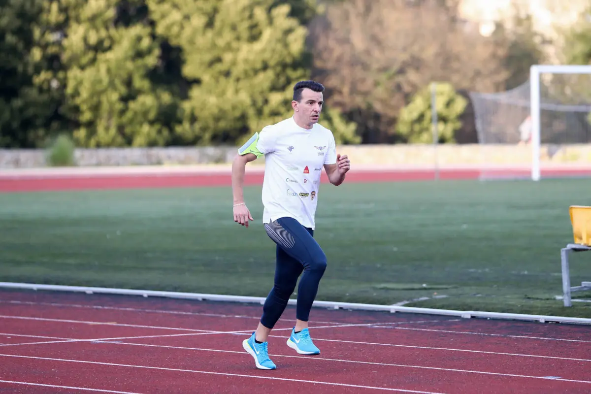 Lenine Cunha relata diariamente à TSF a sua experiência em Paris