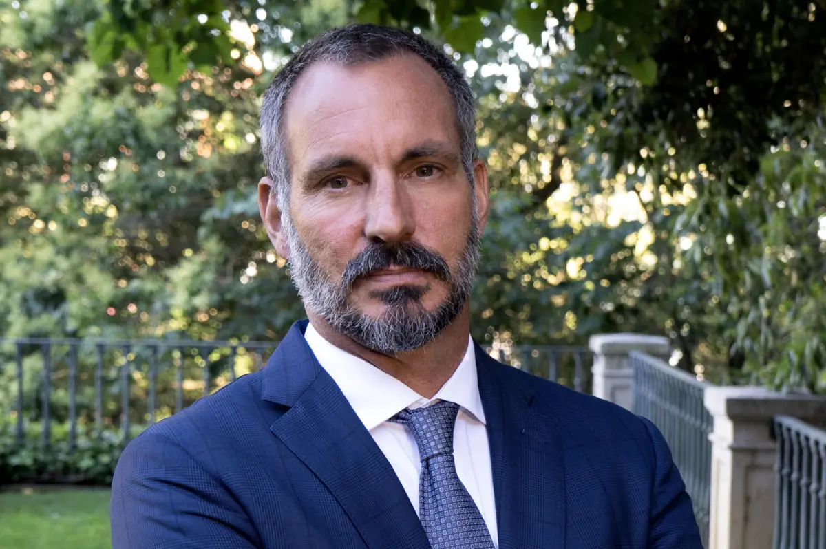 Imagem de contexto do artigo Novo Aga Khan herda acordo com o Estado português