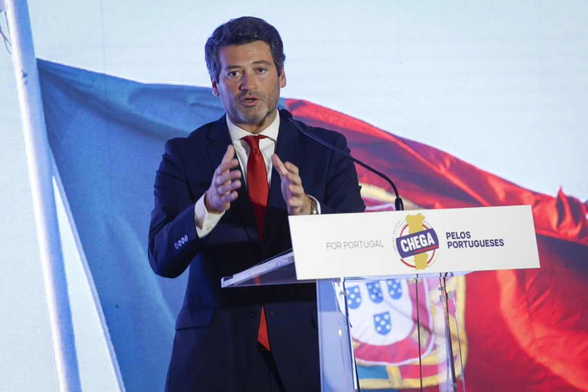 Imagem de contexto do artigo Ventura responsabiliza Moedas por episódios de violência em manifestação não autorizada de extrema-direita