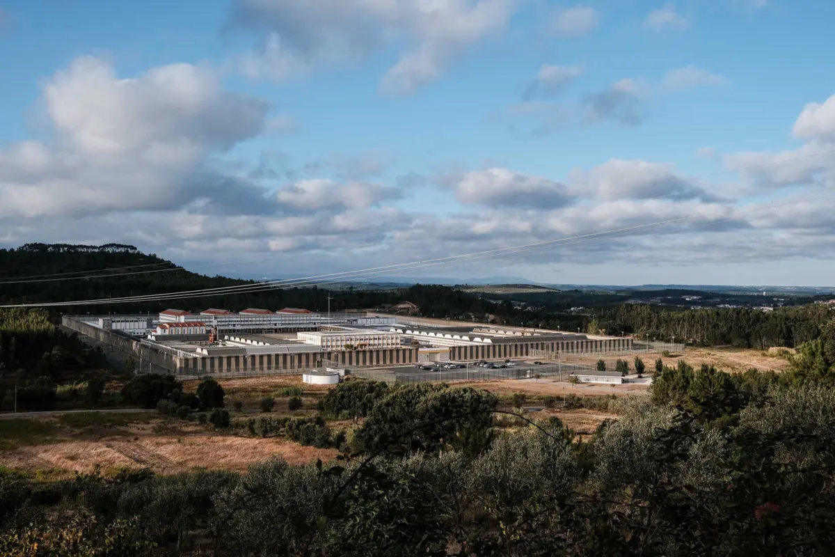 Imagem de contexto do artigo Auditoria à segurança das prisões revela "deficiências" nos equipamentos, na gestão e organização
