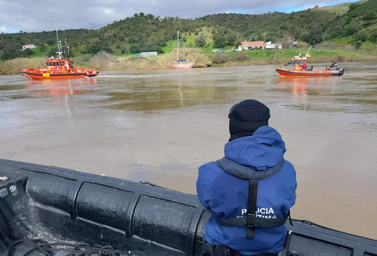 Imagem de contexto do artigo Autoridade Marítima Nacional apoia buscas de francês desaparecido na margem espanhola do Guadiana