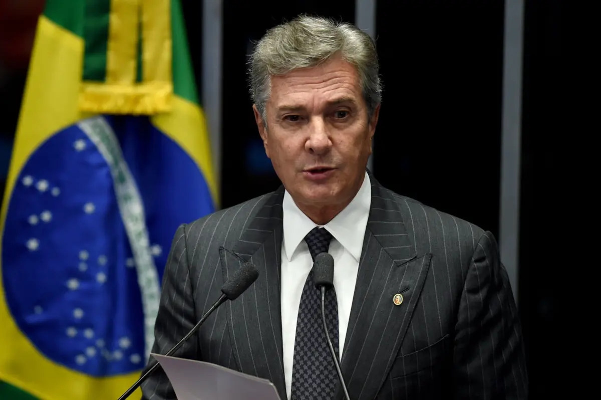 Imagem de contexto do artigo Antigo Presidente Collor de Mello detido no Brasil para cumprir pena por corrupção