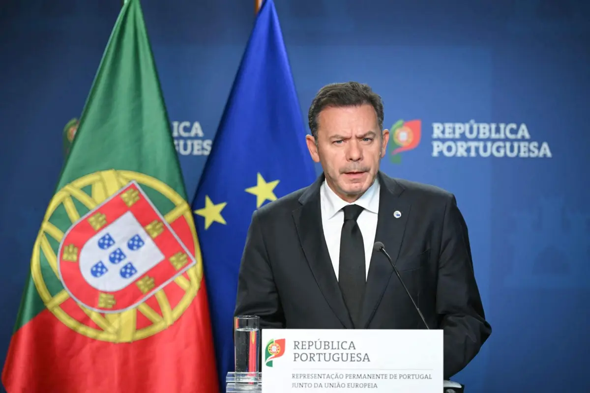 Imagem de contexto do artigo "Processo de sensibilização que Portugal impulsionou." Montenegro saúda inédito debate sobre habitação no Conselho Europeu