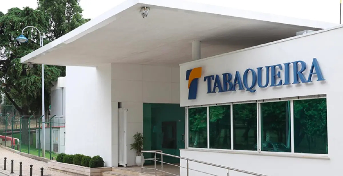 Imagem de contexto do artigo Tabaqueira aprova aumento salarial de 4,7%