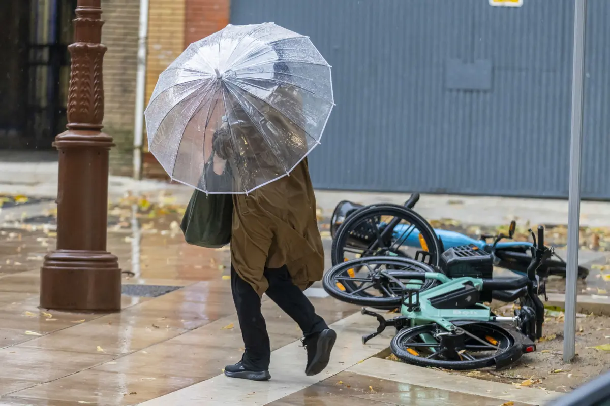 Imagem de contexto do artigo Madrugada com chuva intensa provoca inundações em várias casas em Vila do Conde: "Era sempre a encher"