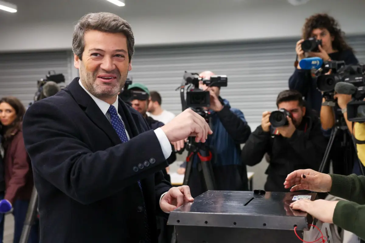 Imagem de contexto do artigo Ventura diz que não adiamento das eleições "é um desrespeito para as pessoas", mas apela ao voto