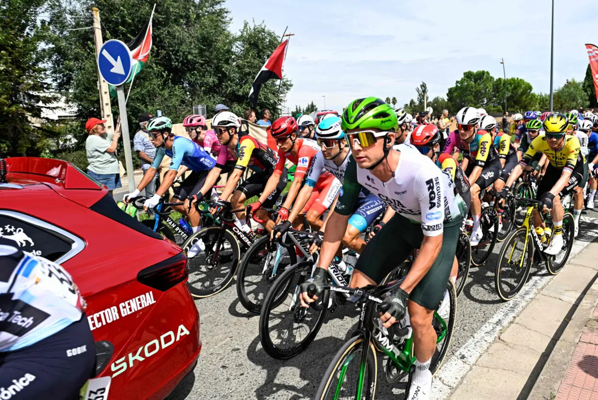 Imagem de contexto do artigo Vingegaard vence nona etapa da Vuelta e ganha tempo a João Almeida. Traeen ainda lidera