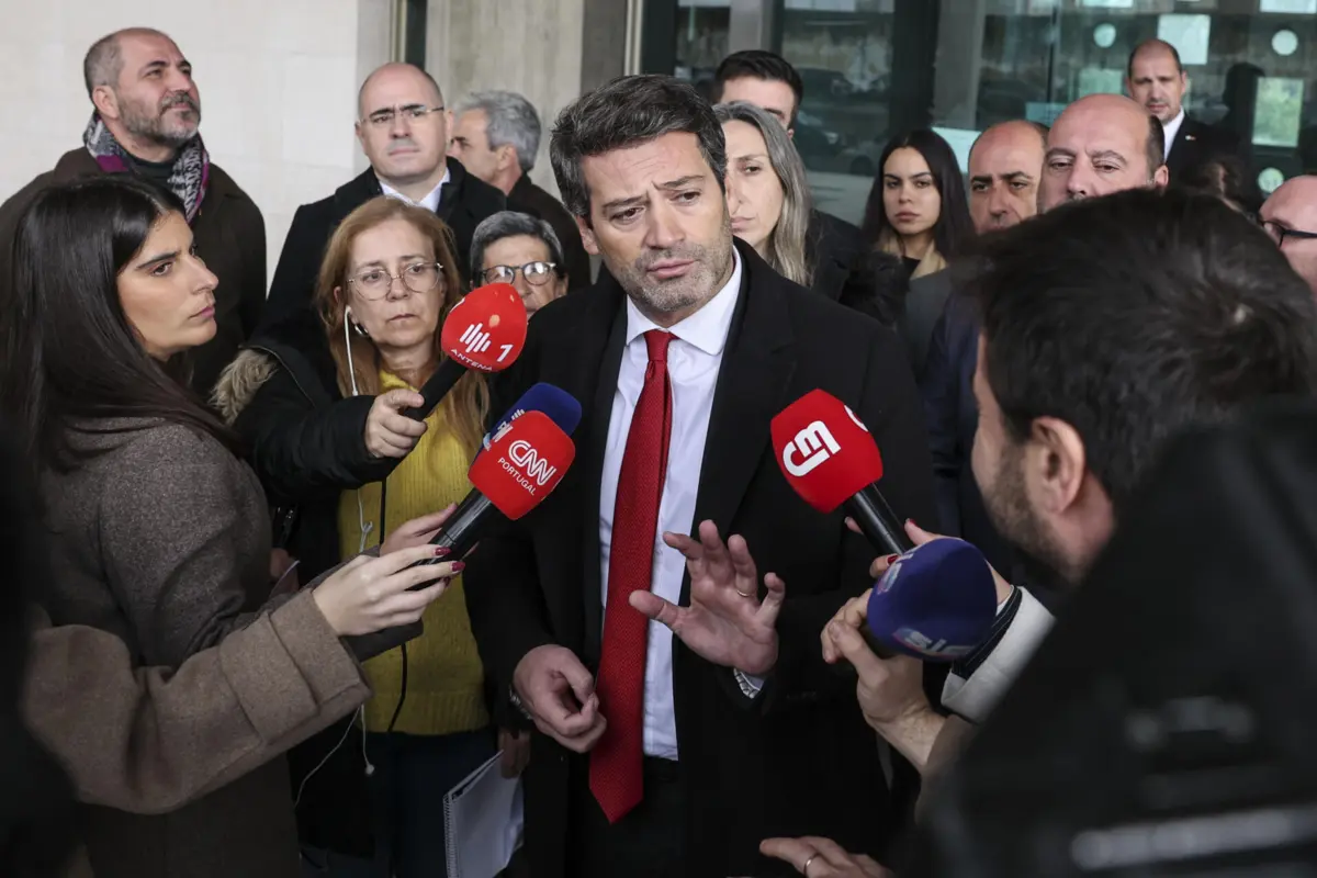 Imagem de contexto do artigo Ventura considera que ordenar retirada de cartazes seria "precedente gravíssimo"