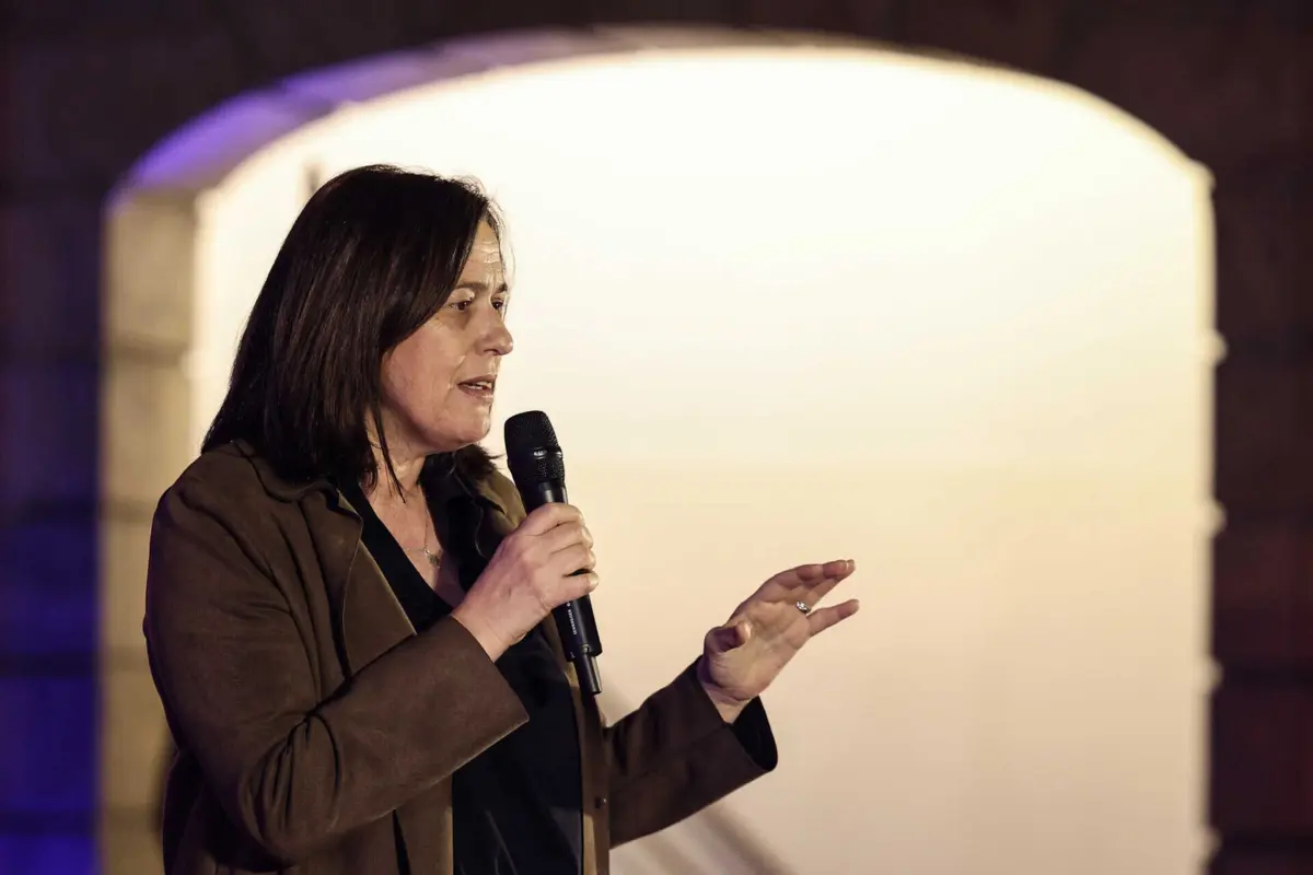 A fadista Aldina Duarte