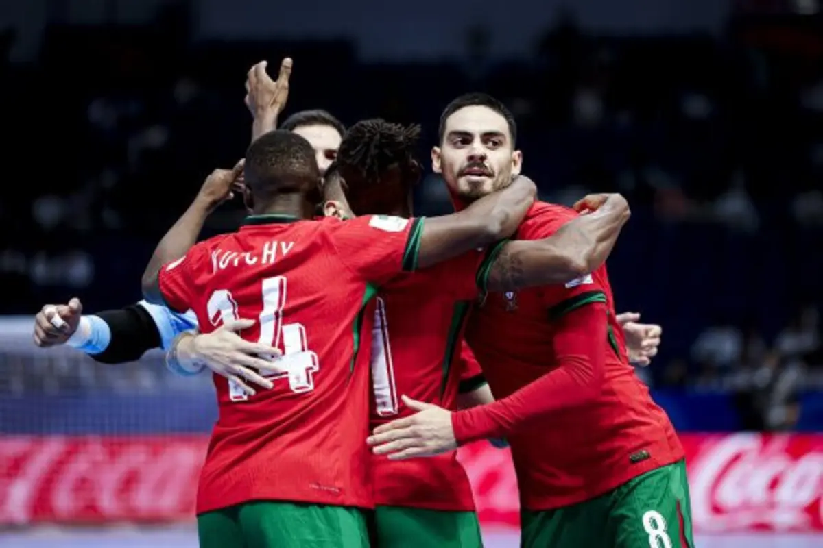 Imagem de contexto do artigo Duas mãos cheias de golos para Portugal na estreia no Mundial de Futsal. Veja os lances