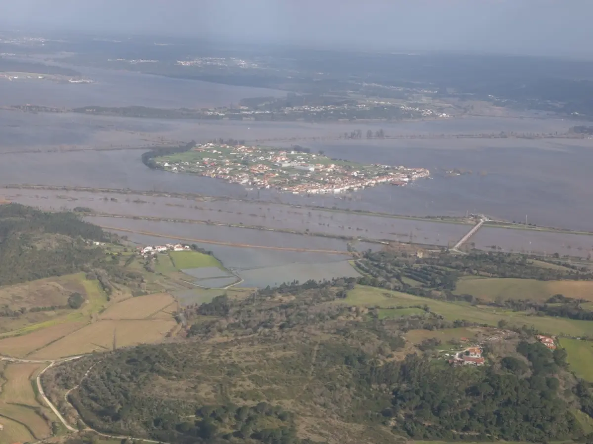 Imagem de contexto do artigo Força Aérea recolhe imagens para levantamento de estragos provocados pelas tempestades
