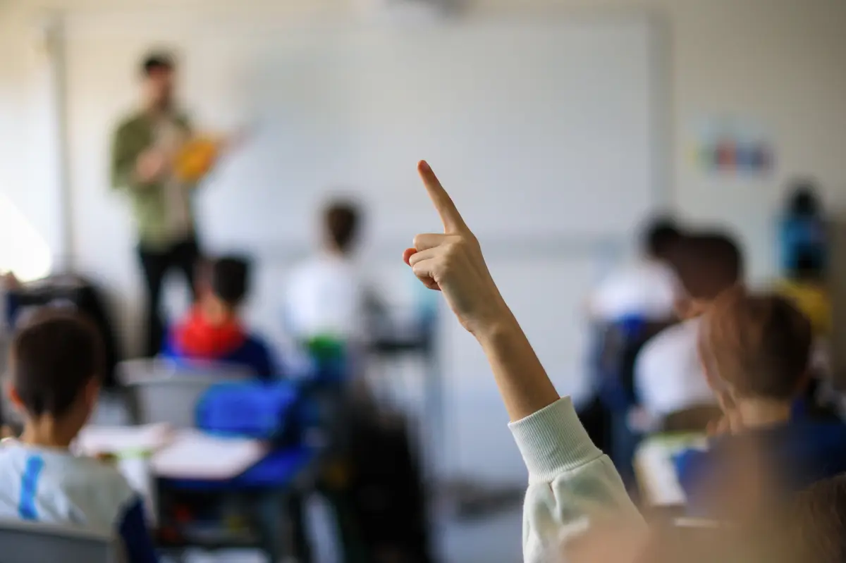 Imagem de contexto do artigo Fenprof critica aumento do financiamento do Estado aos colégios privados: "Prejudica investimento na rede pública"