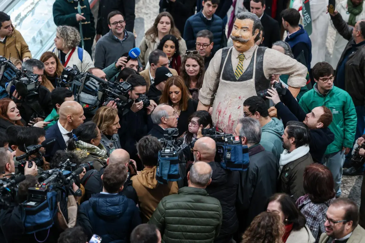 Imagem de contexto do artigo Declaração "desmobilizadora" de Mendes e eventual apoio "desfavorecedor" de Jorge Pinto a Seguro não convencem investigadores
