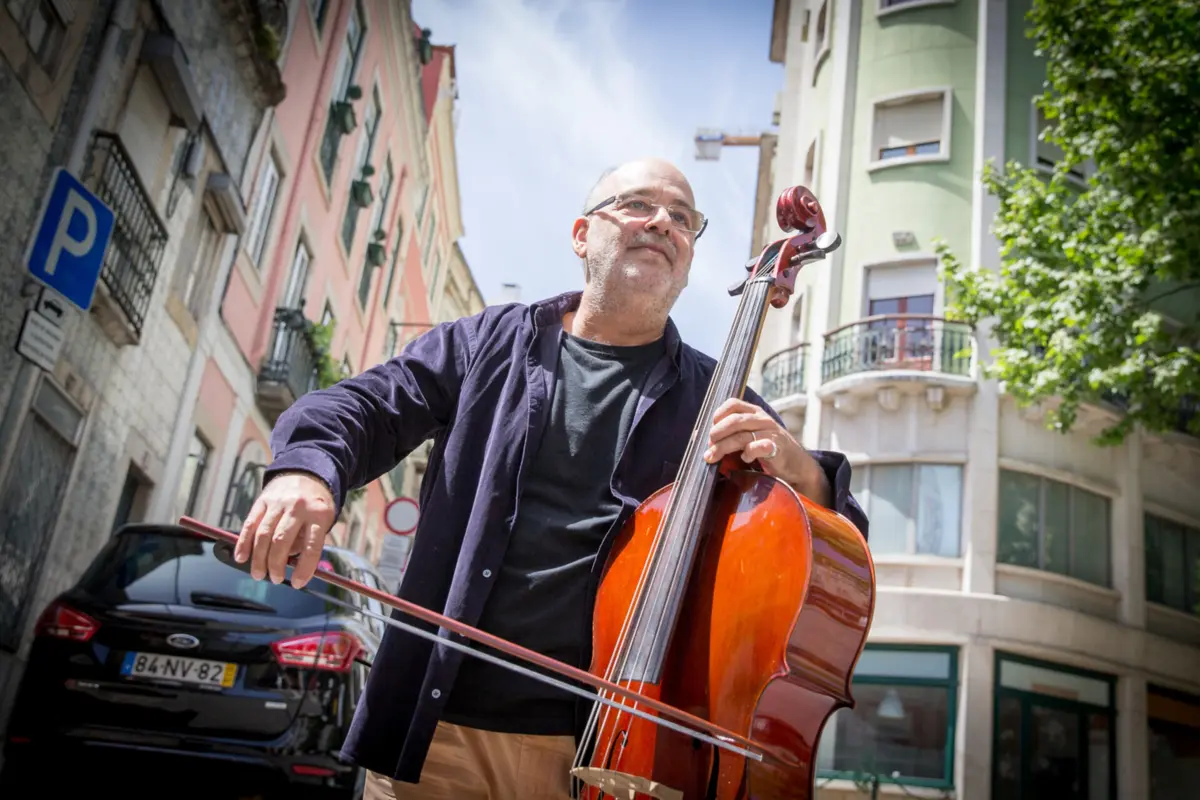 O violoncelista e compositor Jaques Morelenbaum