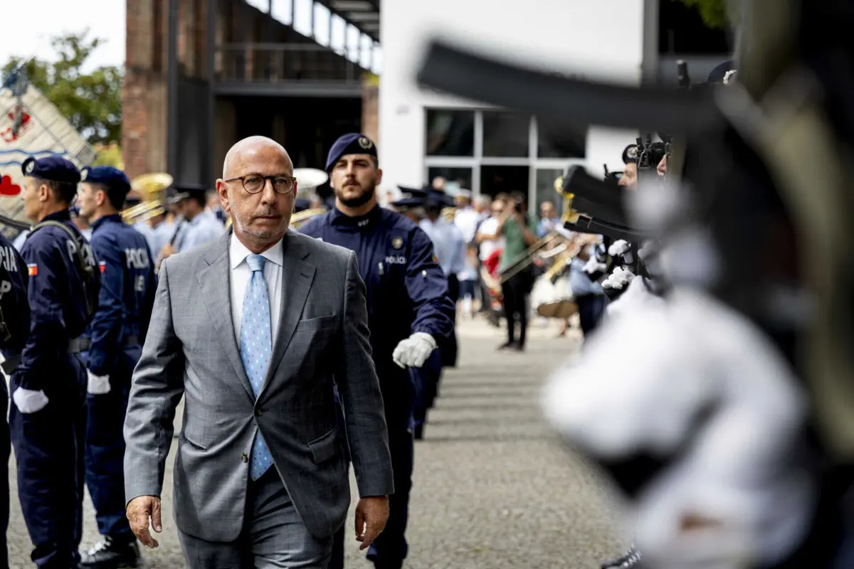 Imagem de contexto do artigo "Governo não encomenda operações nem forma de atuar." Telmo Correia garante que PSP "não vai deixar de fazer o seu trabalho"