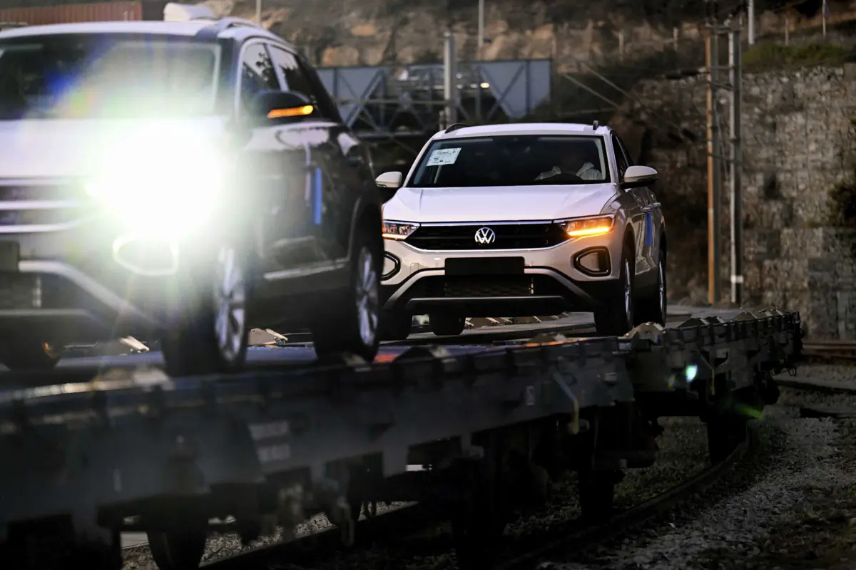 Os trabalhadores "veem aumentados significativamente os seus rendimentos"