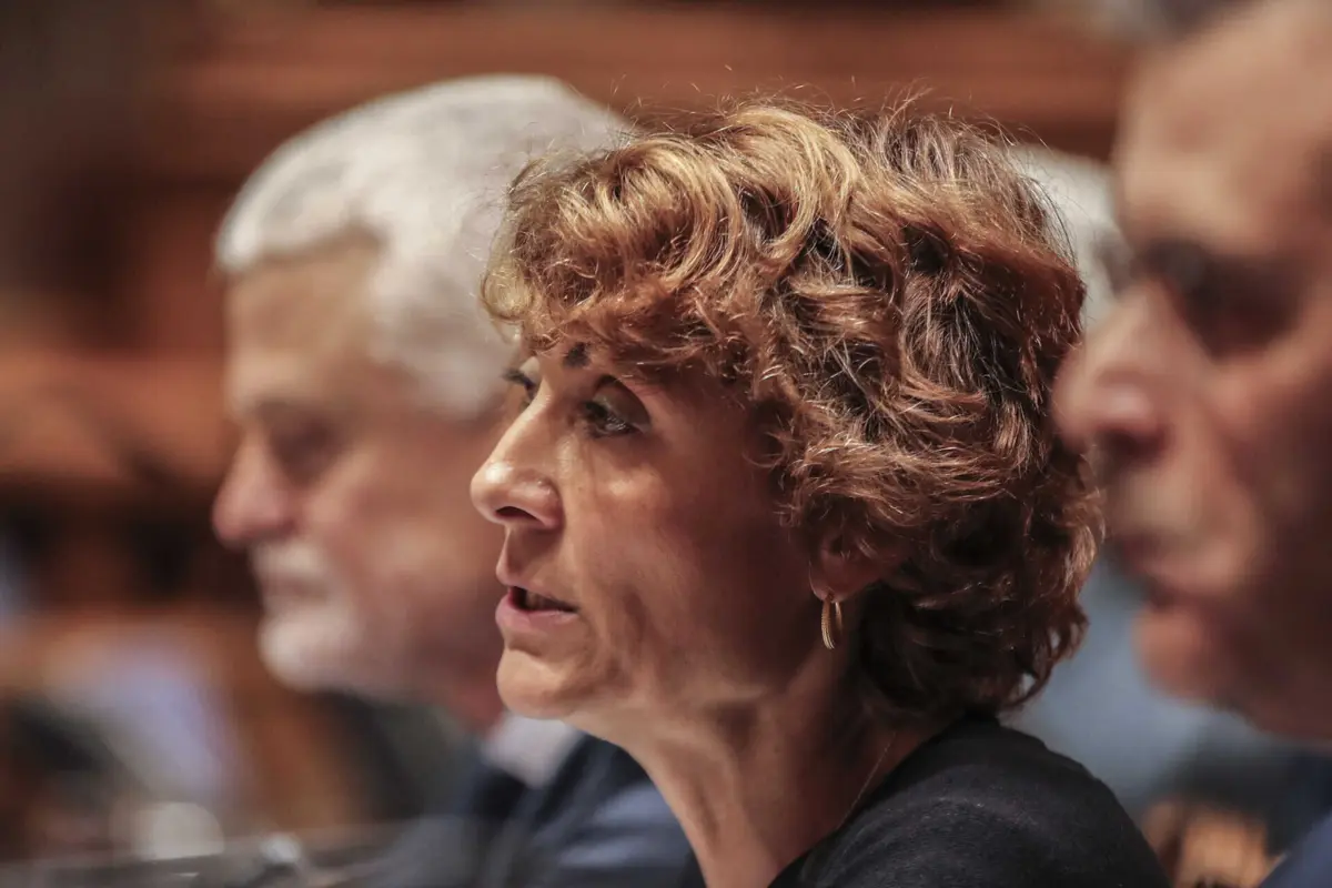 Nazaré da Costa Cabral