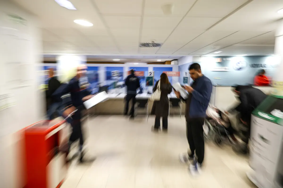 Imagem de contexto do artigo Às vezes é preciso "convencer" de que se está doente: a língua como "barreira" na "jornada" dos imigrantes no SNS