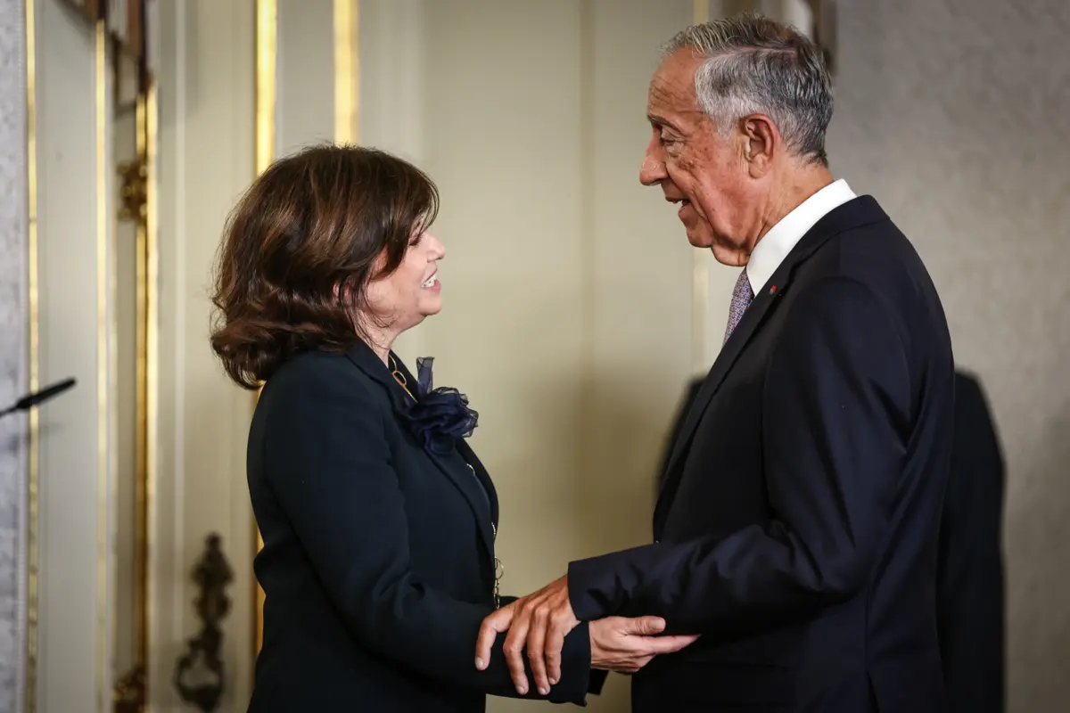 Na sala dos embaixadores, tomou a palavra, em primeiro lugar, Marcelo Rebelo de Sousa, que espera que a nova presidente “corresponda ou supere as expetativas”