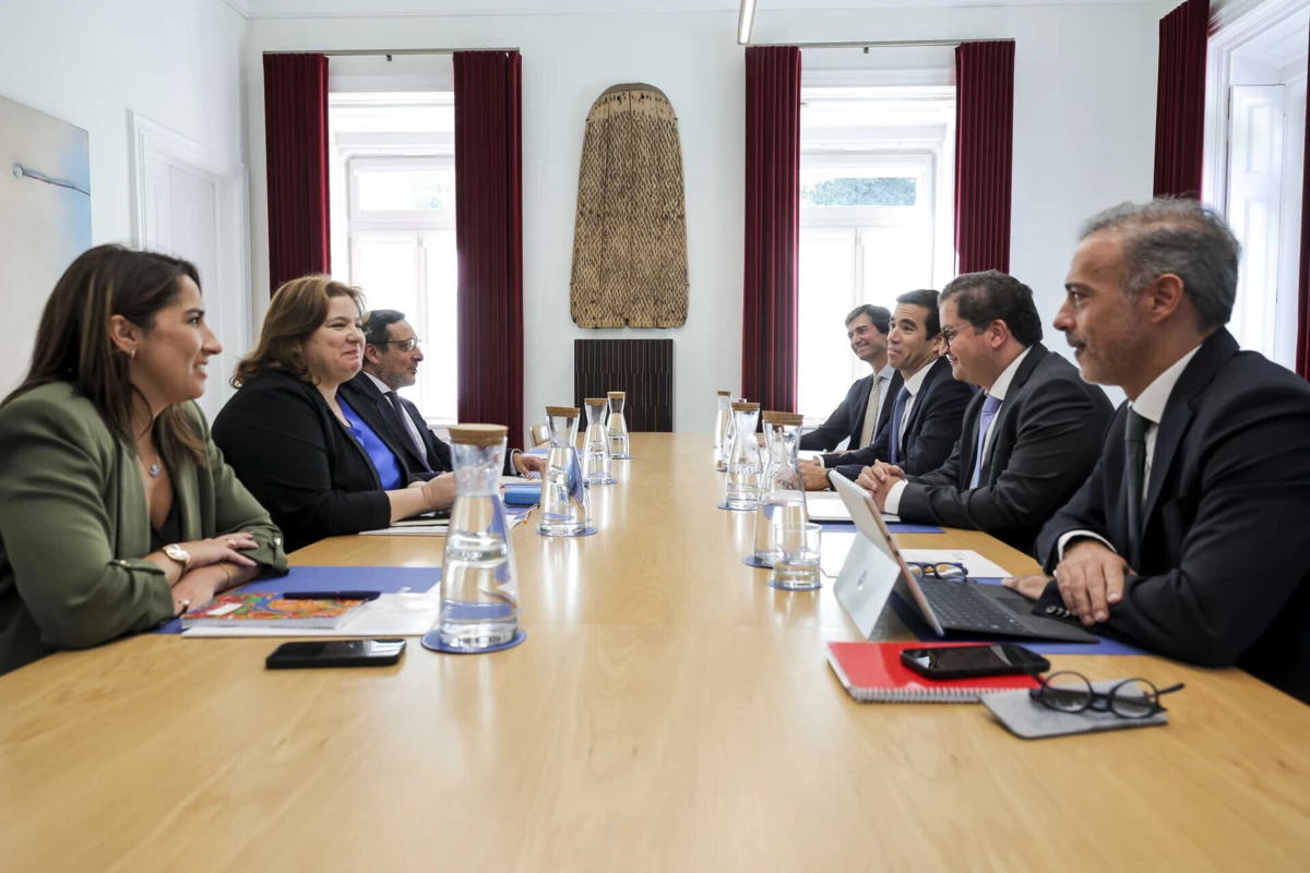 A primeira ronda de reuniões realizou-se a 19 de julho