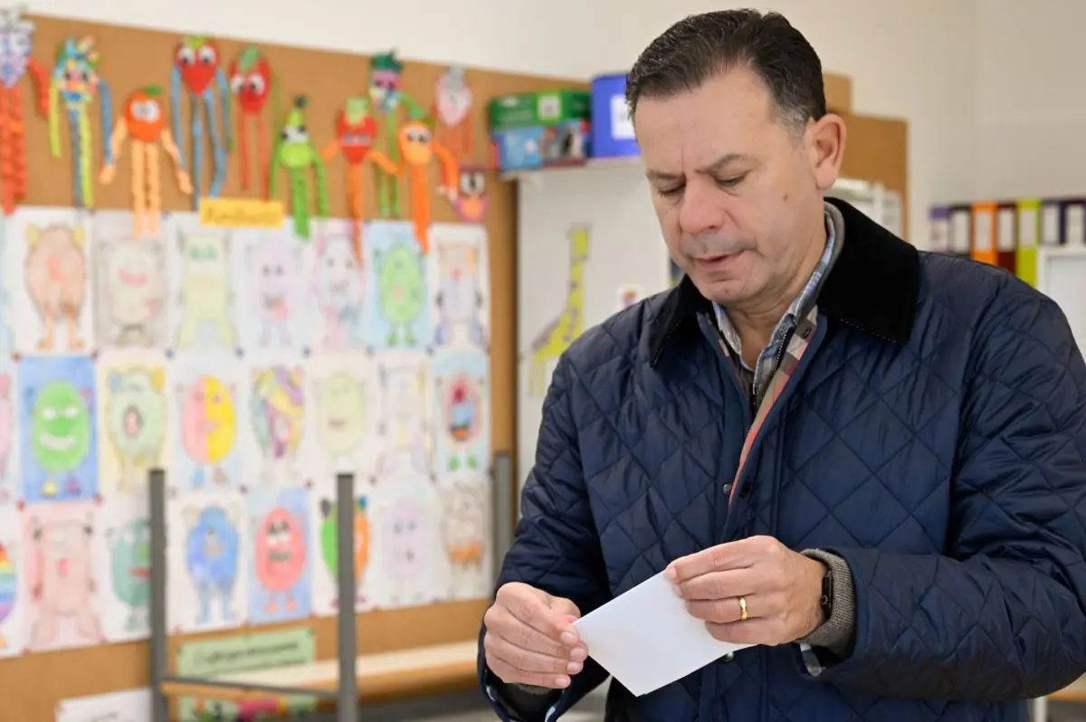 Imagem de contexto do artigo Montenegro diz que portugueses "não devem delegar escolha do mais alto magistrado da nação" e antecipa cinco anos "muito desafiantes"