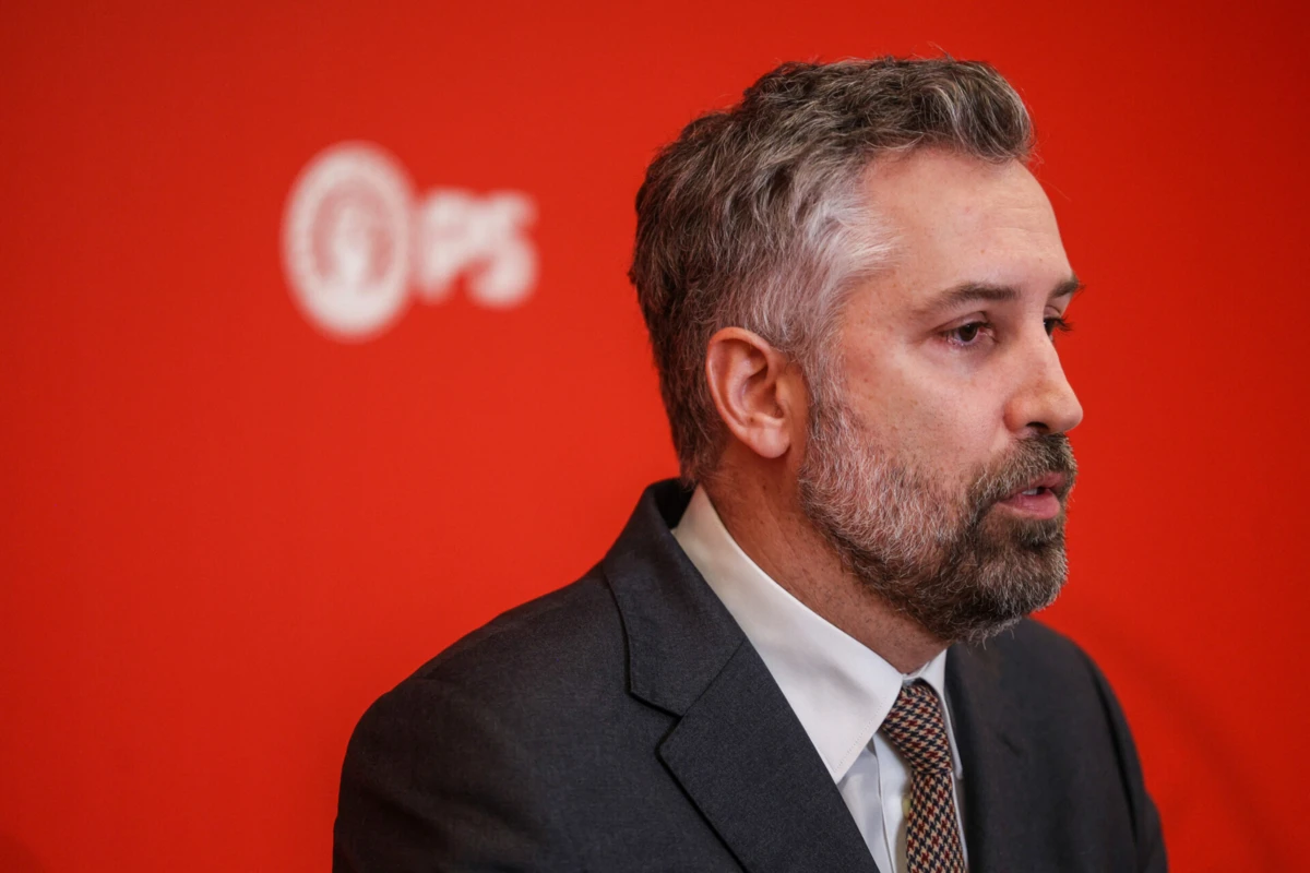 Imagem de contexto do artigo PS quer que Montenegro explique “casos” que envolvem membros do Governo para que “não se adensem dúvidas”