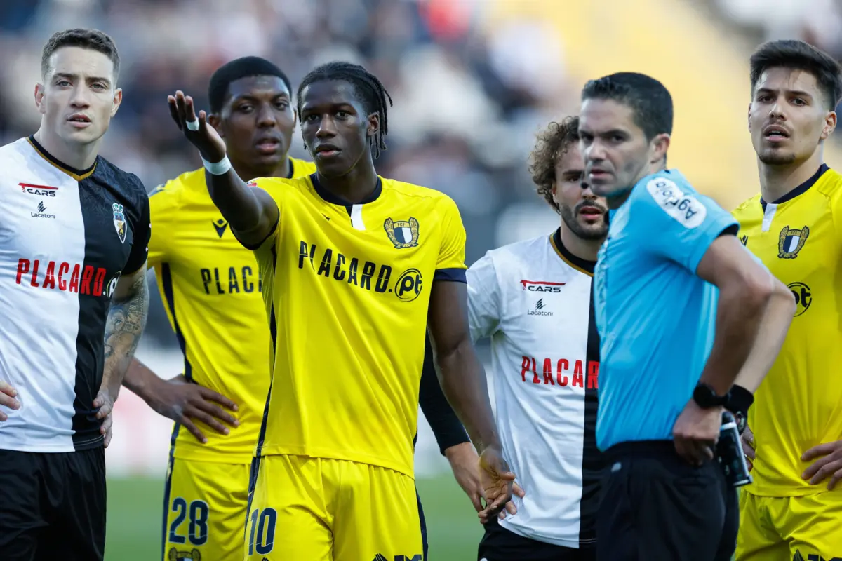 O Farense empatou 1-1 na receção ao Famalicão