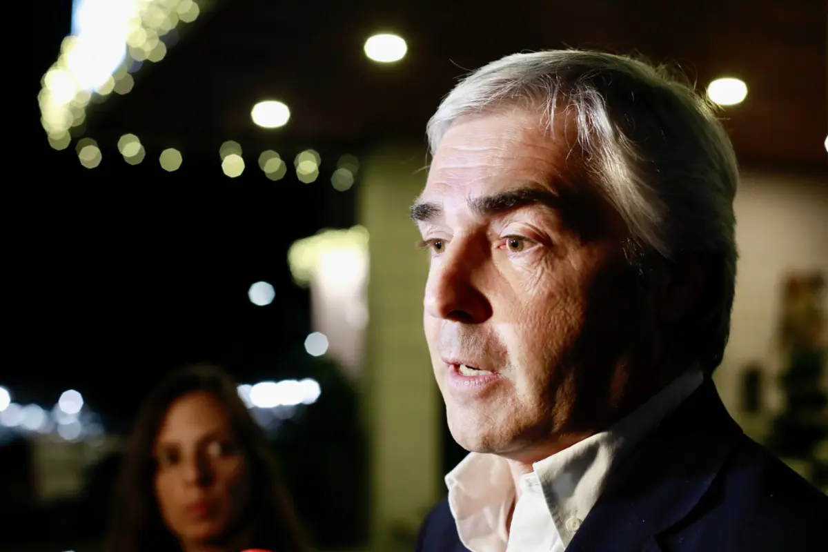 Imagem de contexto do artigo "É tão ridículo, tão falso, tão absurdo." Nuno Melo diz-se alvo de mentiras sobre passagem de aviões nas Lajes