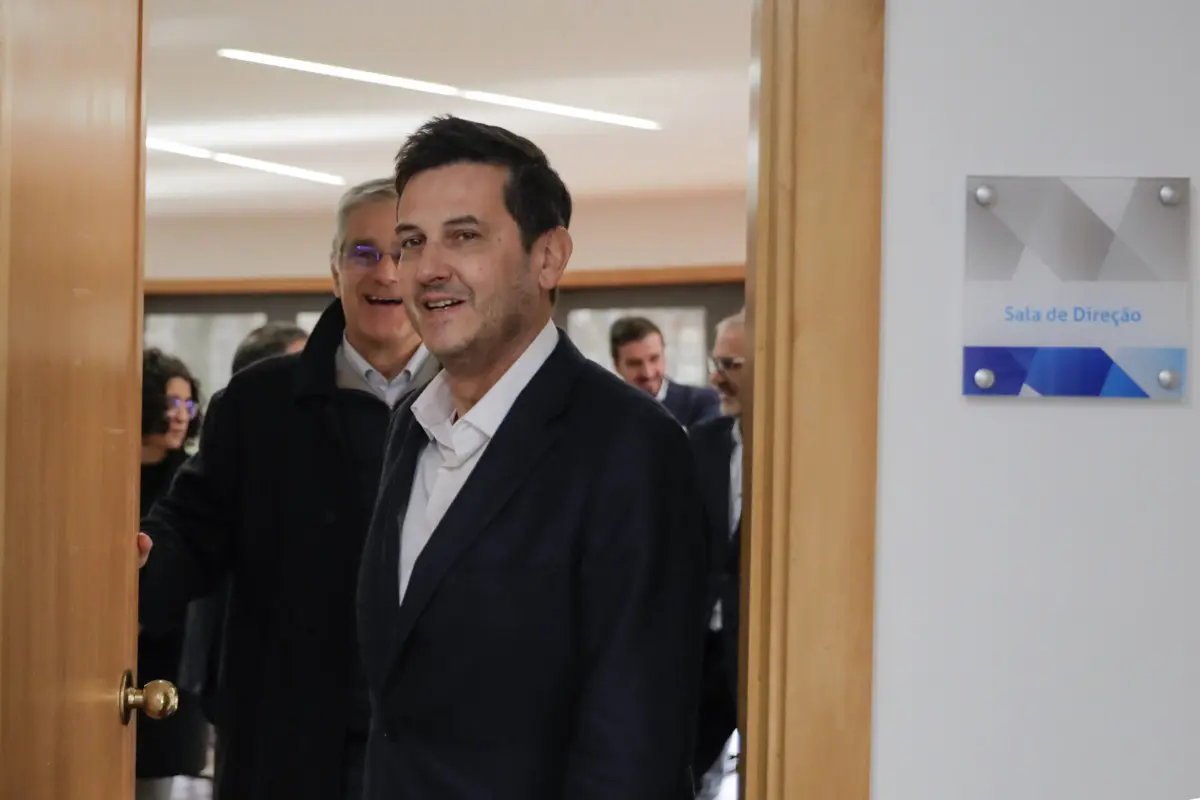 Imagem de contexto do artigo CNE considera que apresentação do programa da IL no sábado está proibida pela lei