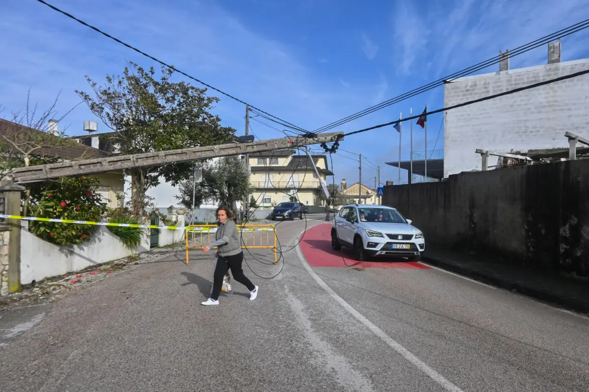 Imagem de contexto do artigo Leiria critica falta de informação da E-Redes e pede compensações para lesados