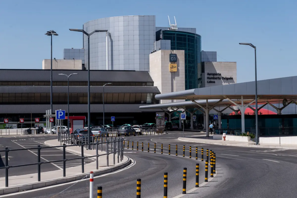 Imagem de contexto do artigo Estudantes da Guiné-Bissau retidos no aeroporto de Lisboa por falta de documento